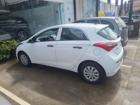 HYUNDAI HB20 1.0 COMFORT 12V FLEX 4P MANUAL
